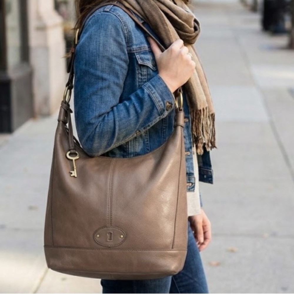 Fossil Tan Leather Hobo Bag BOHO WESTERN COWBOYCORE BOHEMIAN OLD MONEY